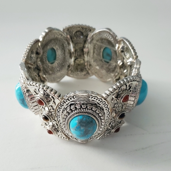 R.J. Graziano Jewelry - JR Graziano "Best West" Turquoise Stretch Bracelet